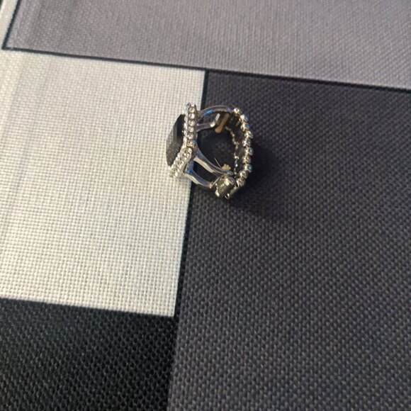 Urban Overlap Silver Ring - Picture 2 of 3